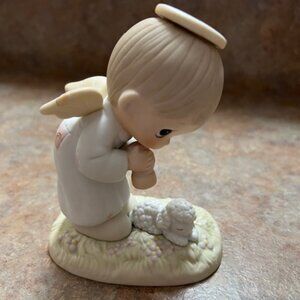 1983 "God's Ray of Mercy" Special Ediition for Members Precious Moment